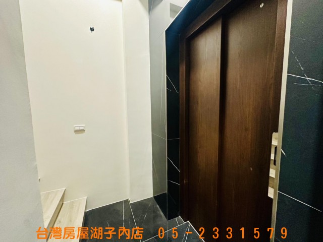 興嘉商圈全新電梯店住照片9